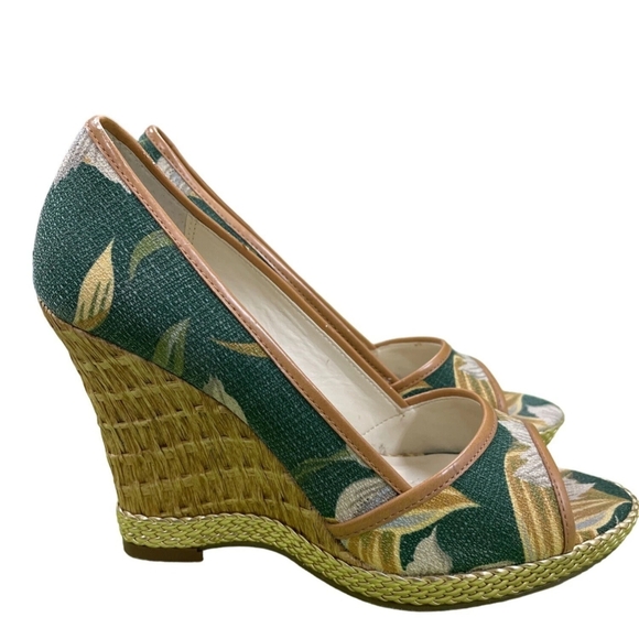 Anne Klein Florio Tropical Floral 4" Wedge Shoes Size 8 - Picture 1 of 9